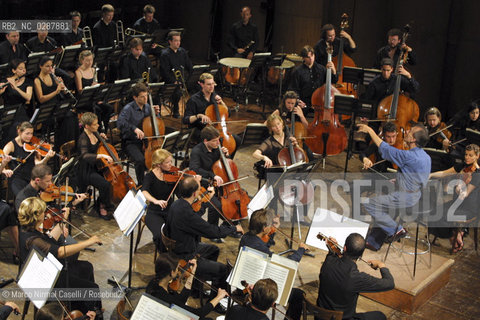 Claudio Abbado conductor / Mahler Chamber Orchestra FERRARA MUSICA 30/05/2001 ©Marco Nirmal Caselli/Rosebud2