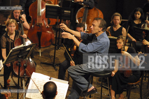 Claudio Abbado conductor / Mahler Chamber Orchestra FERRARA MUSICA 30/05/2001 ©Marco Nirmal Caselli/Rosebud2