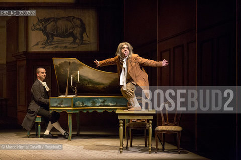 Teatro Comunale di Ferrara PROSA 14/2/2014 SILVIO ORLANDO.IL NIPOTE DI RAMEAU di Denis Diderot.adattamento Edoardo Erba, Silvio Orlando.con Silvio Orlando, Amerigo Fontani, Maria Laura Rondanini.regia Silvio Orlando.scene Giancarlo Basili.costumi Giovanna Buzzi.clavicembalista Luca Testa.Produzione Cardellino srl ©Marco Nirmal Caselli/Rosebud2