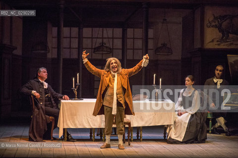 Teatro Comunale di Ferrara PROSA 14/2/2014 SILVIO ORLANDO.IL NIPOTE DI RAMEAU di Denis Diderot.adattamento Edoardo Erba, Silvio Orlando.con Silvio Orlando, Amerigo Fontani, Maria Laura Rondanini.regia Silvio Orlando.scene Giancarlo Basili.costumi Giovanna Buzzi.clavicembalista Luca Testa.Produzione Cardellino srl ©Marco Nirmal Caselli/Rosebud2