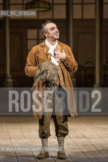 Teatro Comunale di Ferrara PROSA 14/2/2014 SILVIO ORLANDO.IL NIPOTE DI RAMEAU di Denis Diderot.adattamento Edoardo Erba, Silvio Orlando.con Silvio Orlando, Amerigo Fontani, Maria Laura Rondanini.regia Silvio Orlando.scene Giancarlo Basili.costumi Giovanna Buzzi.clavicembalista Luca Testa.Produzione Cardellino srl ©Marco Nirmal Caselli/Rosebud2