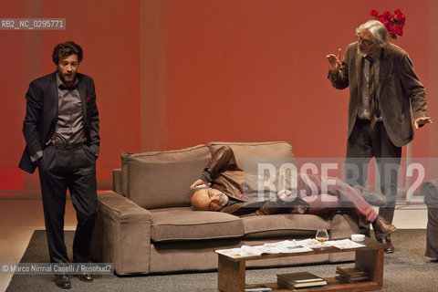Haber Boni Alberti.Art..di Yasmina Reza ..traduzione Alessandra Serra..regia Giampiero Solari.scene Gianni Carluccio.luci Marcello Iazzetti.costumi Nicoletta Ceccolini..con Alessandro Haber,Alessio Boni, Gigio Alberti ©Marco Nirmal Caselli/Rosebud2