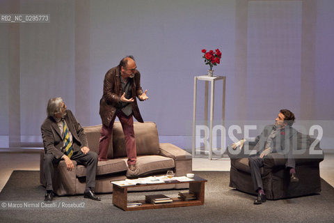 Haber Boni Alberti.Art..di Yasmina Reza ..traduzione Alessandra Serra..regia Giampiero Solari.scene Gianni Carluccio.luci Marcello Iazzetti.costumi Nicoletta Ceccolini..con Alessandro Haber,Alessio Boni, Gigio Alberti ©Marco Nirmal Caselli/Rosebud2