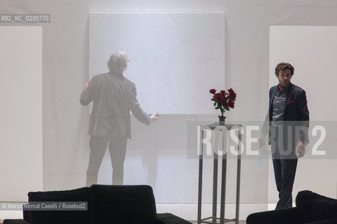 Haber Boni Alberti.Art..di Yasmina Reza ..traduzione Alessandra Serra..regia Giampiero Solari.scene Gianni Carluccio.luci Marcello Iazzetti.costumi Nicoletta Ceccolini..con Alessandro Haber,Alessio Boni, Gigio Alberti ©Marco Nirmal Caselli/Rosebud2