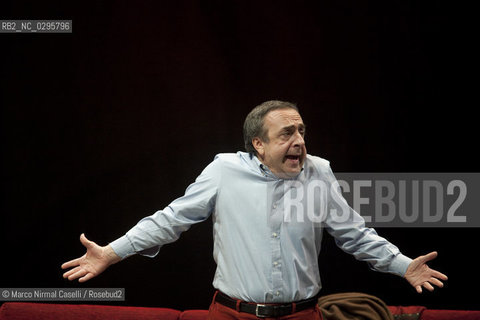 IL DIO DELLA CARNEFICINA.di Yasmina Reza.traduzione Alessandra Serra.con Anna Bonaiuto, Alessio Boni, Michela Cescon,  Silvio Orlando..regia Roberto Andò.scene, costumi e luci Gianni Carluccio ©Marco Nirmal Caselli/Rosebud2