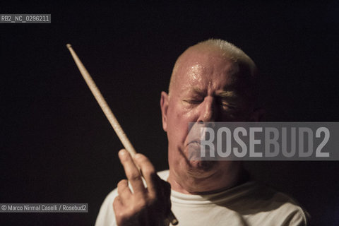 Uri Caine, pianoforte e Fender Rhodes; .Han Bennink, batteria Jazz Club Ferrara 3 novembre 2014 In collaborazione con Bologna Jazz Festival.SONIC BOOM ©Marco Nirmal Caselli/Rosebud2