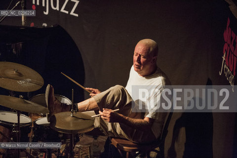 Uri Caine, pianoforte e Fender Rhodes; .Han Bennink, batteria Jazz Club Ferrara 3 novembre 2014 In collaborazione con Bologna Jazz Festival.SONIC BOOM ©Marco Nirmal Caselli/Rosebud2