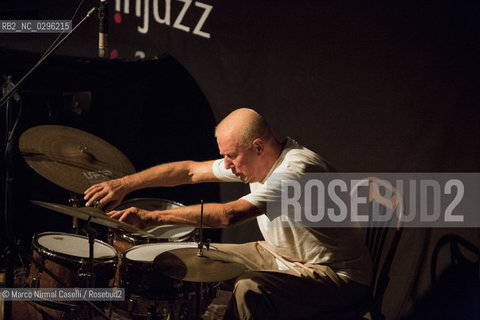 Uri Caine, pianoforte e Fender Rhodes; .Han Bennink, batteria Jazz Club Ferrara 3 novembre 2014 In collaborazione con Bologna Jazz Festival.SONIC BOOM ©Marco Nirmal Caselli/Rosebud2