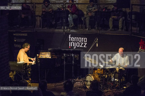 Uri Caine, pianoforte e Fender Rhodes; .Han Bennink, batteria Jazz Club Ferrara 3 novembre 2014 In collaborazione con Bologna Jazz Festival.SONIC BOOM ©Marco Nirmal Caselli/Rosebud2