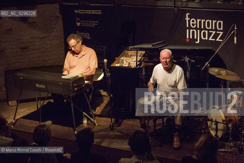 Uri Caine, pianoforte e Fender Rhodes; .Han Bennink, batteria Jazz Club Ferrara 3 novembre 2014 In collaborazione con Bologna Jazz Festival.SONIC BOOM ©Marco Nirmal Caselli/Rosebud2