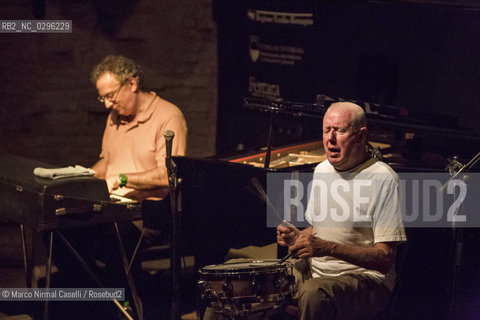 Uri Caine, pianoforte e Fender Rhodes; .Han Bennink, batteria Jazz Club Ferrara 3 novembre 2014 In collaborazione con Bologna Jazz Festival.SONIC BOOM ©Marco Nirmal Caselli/Rosebud2
