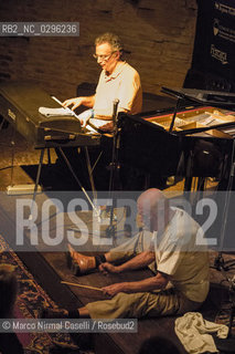 Uri Caine, pianoforte e Fender Rhodes; .Han Bennink, batteria Jazz Club Ferrara 3 novembre 2014 In collaborazione con Bologna Jazz Festival.SONIC BOOM ©Marco Nirmal Caselli/Rosebud2