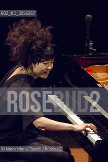 HIROMI pianist 28 ottobre 2014 Ferrara Teatro comunale ©Marco Nirmal Caselli/Rosebud2