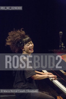 HIROMI pianist 28 ottobre 2014 Ferrara Teatro comunale ©Marco Nirmal Caselli/Rosebud2