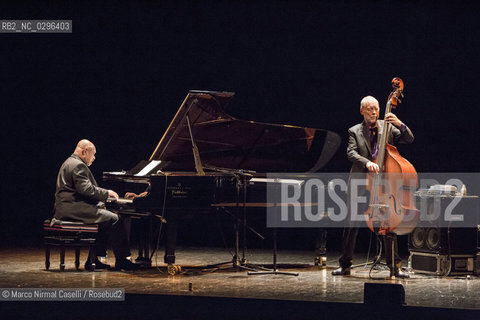 KENNY BARRON, PIANOFORTE.DAVE HOLLAND, CONTRABBASSO.FERRARA,17 NOVEMBRE 2014 TEATRO COMUNALE ©Marco Nirmal Caselli/Rosebud2