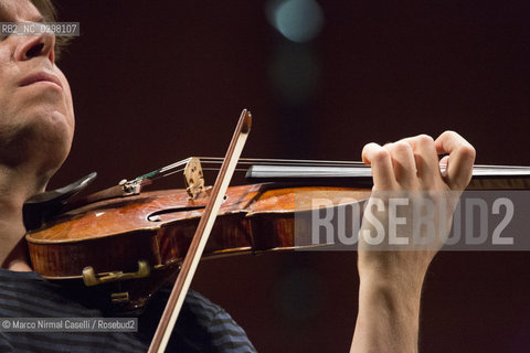 concerto stagione 2014/15 FERRARA MUSICA             CHAMBER ORCHESTRA OF EUROPE.EMMANUEL KRIVINE DIRETTORE.JOSHUA BELL VIOLINO..music;classic music;musica classica;violin;violino ©Marco Nirmal Caselli/Rosebud2