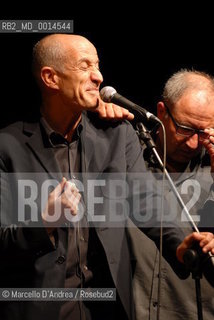 27 jul 2009, San Salvatore Telesino ( BN ): AVION TRAVEL (PEPPE SERVILLO) in concert. ©Marcello DAndrea/Rosebud2