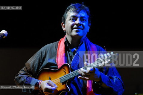 10 aug 2009, Guardia Sanframondi ( BN ): MIMMO EPIFANI in concert. ©Marcello DAndrea/Rosebud2