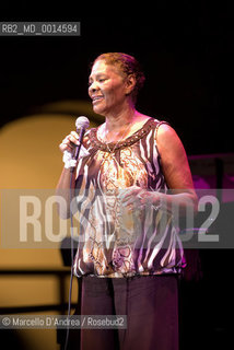 03 AUG 2010, CASERTA: DIONNE WARWICK IN CONCERT. ©Marcello DAndrea/Rosebud2