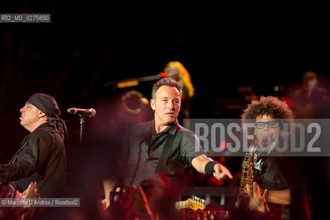 23 May 2013, Naples plebiscitos square: BRUCE SPRINGSTEEN and the ESTREET BAND IN CONCERT. ©Marcello DAndrea/Rosebud2