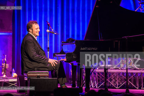 10 sep 2013, Casertavecchia (CE): Raphael Gualazzi in concert (43° settembre al borgo). ©Marcello DAndrea/Rosebud2