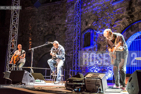 12 sep 2013, Casertavecchia (CE): from left, Alessandro Finazzo (Finaz), Alex Britti and Fausto Mesolella in concert (43° settembre al borgo). ©Marcello DAndrea/Rosebud2