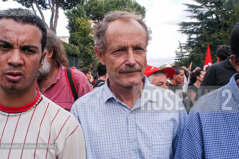 04 OCT 2003, ROMA E.U.R.: ENRICO (ERRI) DE LUCA ( CORTEO DEL SOCIAL FORUM ). ©Marcello DAndrea/Rosebud2