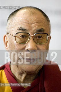 the Dalai Lama Tenzin Gyatso, 1989 Nobel prize for peace, during his press conference at the R AI Auditorium , italian national television concert hall. . ©Alberto Ramella/Rosebud2