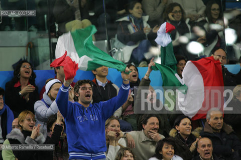 figure skating-original dance, italian fans at Palavela ice palace ©Alberto Ramella/Rosebud2