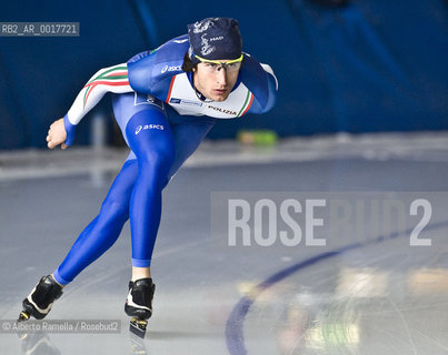 il campione olimpico di torino 2006 enrico fabris durante una sua giornata di allenamento alloval di torino, teatro delle sue vittorie olimpiche del 2006. fabris è in ritro con la nazionale italiana a torino in vista delle prossime olimpiadi di vancouver. ©Alberto Ramella/Rosebud2