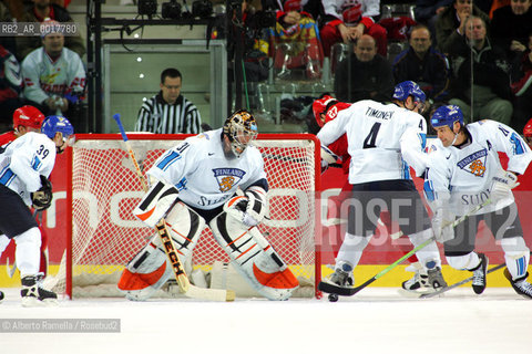 hockey semifinal 2006 olympics - finland vs/russia 4-0 ©Alberto Ramella/Rosebud2