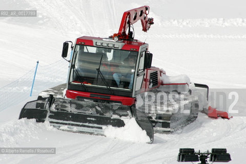 snow truck ©Alberto Ramella/Rosebud2