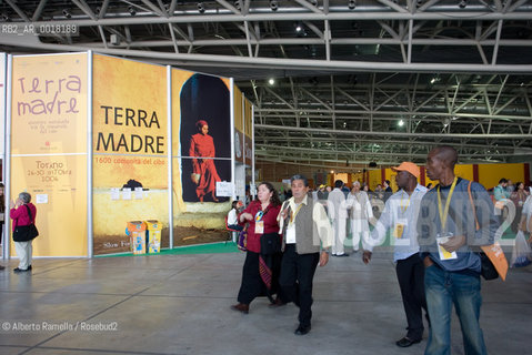 slow food, Salone del Gusto, Terra Madre 2006 - Torino, oct 06 - international fair about slow food, world food cultures and traditional and natural food protection . ©Alberto Ramella/Rosebud2