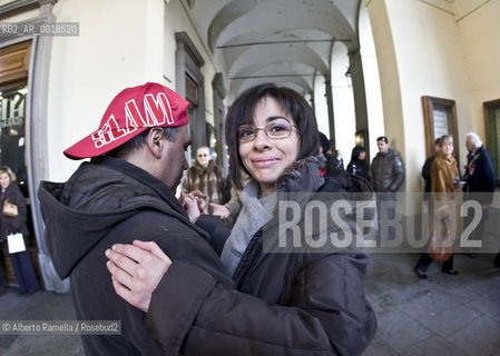 torino 14 feb 09 - manifestazione culturale innamorati della cultura che convolge tutta la città con numerose manifestazioni culturali gratuite per protesta contro i tagli alla cultura operati dal governo..nella foto: tango in via po ©Alberto Ramella/Rosebud2