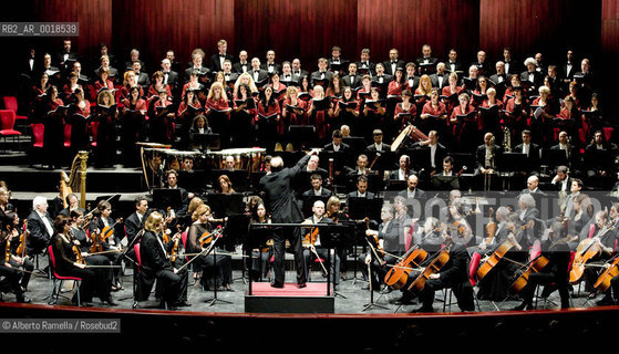 ORCHESTRA TEATRO REGIO DI TORINO diretta da GIANANDREA NOSEDA ©Alberto Ramella/Rosebud2