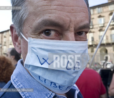 torino, 23 giu 09 - piazza castello, manifestazione della comunità iraniana di torino contro la repressione del governo iraniano dopo le recenti elezioni politiche ©Alberto Ramella/Rosebud2