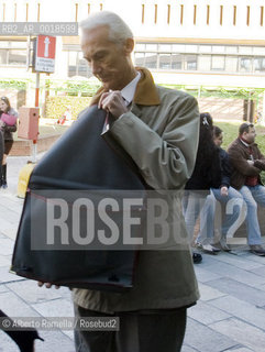 ripresa delle udienze del processo per leredità agnelli, in forma privata, nellufficio del giudice brunella rosso al tribunale di torino - in contemporanea manifestazione operai della fiat di arese fuori dal palazzo di giustizia.nella foto llavvocato marco weigmann ©Alberto Ramella/Rosebud2