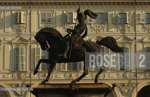 europe, italy, turin, monument of emanuele filiberto di savoia, piazza san carlo, ©Alberto Ramella/Rosebud2