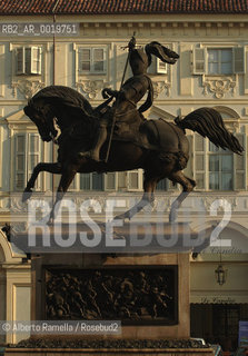 europe, italy, turin, monument of emanuele filiberto di savoia, piazza san carlo, ©Alberto Ramella/Rosebud2