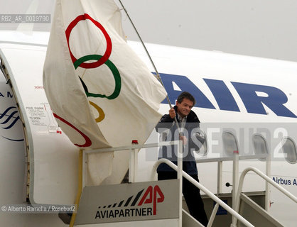 torino, feb 27th 2002, Sergio Chiamparino, with olympic banner from Salt Lake City, Torino 2006 Olympics, ©Alberto Ramella/Rosebud2