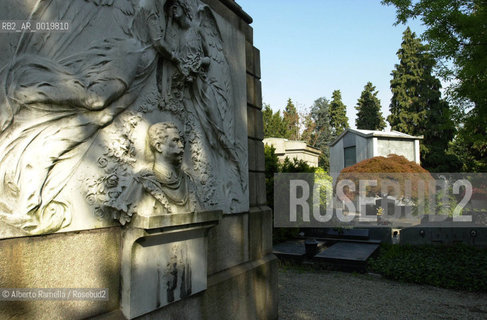 cimitero monumentale di torino-monumento funebre tamagno ©Alberto Ramella/Rosebud2