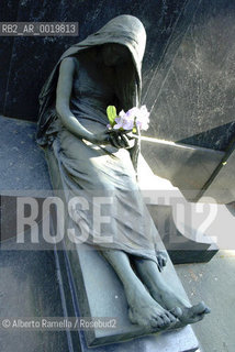 cimitero a torino ©Alberto Ramella/Rosebud2