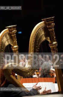 orchestra and choir teatro regio di torino on stage - orchestra e coro teatro regio di torino ©Alberto Ramella/Rosebud2