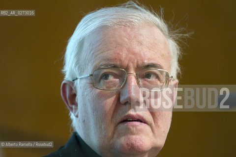 salone internazionale del libro 2012 - sabato 12 mag-Mons.Nosiglia ©Alberto Ramella/Rosebud2