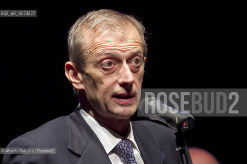 Piero Fassino - Torino, 27 marzo 2012, Teatro Piccolo Regio, Fassino al concerto dedicato alla Danimarca  nuova Presidenza del Parlamento Europeo ©Alberto Ramella/Rosebud2