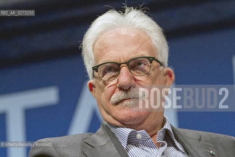 Torino Oval Lingotto, 13.04.13, convegno confindustria, Piccola Industria unitalia Industriale in unEuopa piu forte - nella foto Raffaele Bonanni, Segr Gen CISL ©Alberto Ramella/Rosebud2
