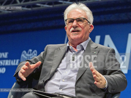 Torino Oval Lingotto, 13.04.13, convegno confindustria, Piccola Industria unitalia Industriale in unEuopa piu forte - nella foto Raffaele Bonanni, Segr Gen CISL ©Alberto Ramella/Rosebud2