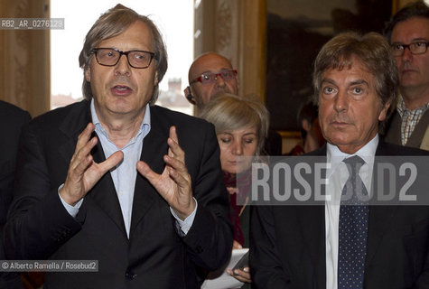 Torino, 15.05.13, Salone Internazionale del Libro 2013, Nella foto: Vittorio Sgarbi, Fabrizio Del Noce ©Alberto Ramella/Rosebud2