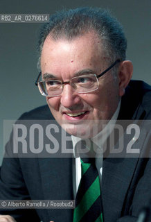 18.05.13 Torino, Salone Internazionale del Libro 2013, Nella foto: evento per una rinascita italiana, Mario Squinzi, Vincenzo Cerami, nella foto Mario Squinzi Presidente confindustria e Sassuolo che indossa la cravatta con i colori del Sassuolo neo promosso in serie A ©Alberto Ramella/Rosebud2