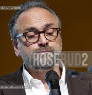 10/05/14, Torino, Lingotto Fiere, Salone del Libro 2014, Bene in Vista, Basta Piangere! Massimo Populizio legge Aldo Cazzullo - Massimo Populizio ©Alberto Ramella/Rosebud2